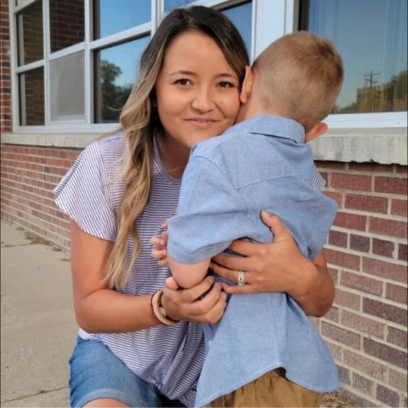 Meet your Posher, Madison - Picture 1 of 1